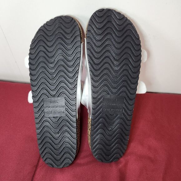 Bobbie Brooks Metallic Double Strap Cork Sandals (Size L) - Picture 9 of 10